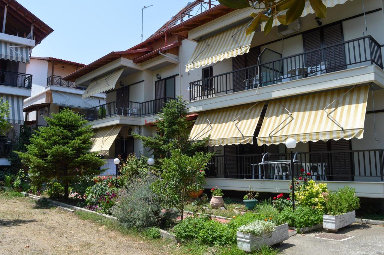 Manos Kritikakis Apartments Platamonas Eksteriør billede