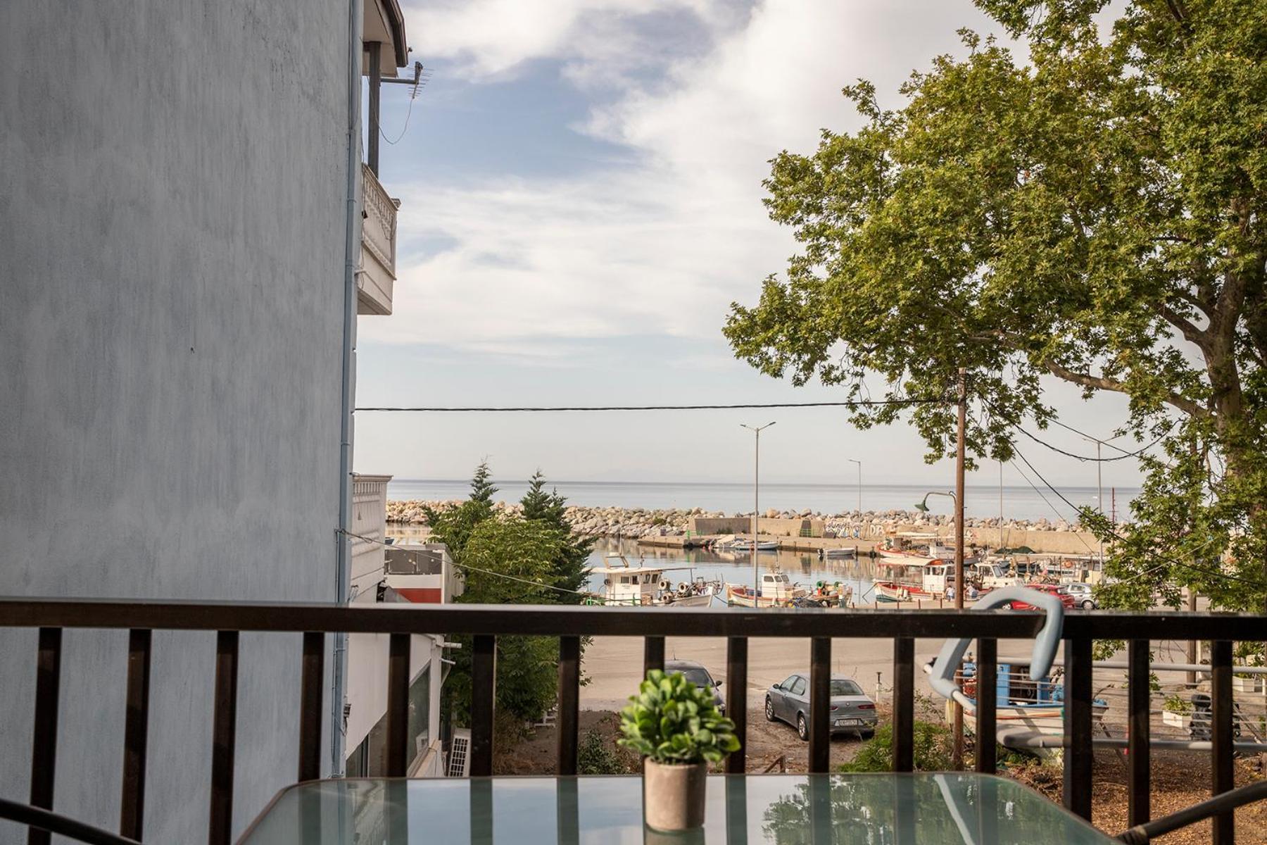 Manos Kritikakis Apartments Platamonas Eksteriør billede